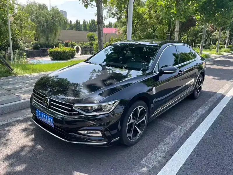 Volkswagen Magotan, 2023