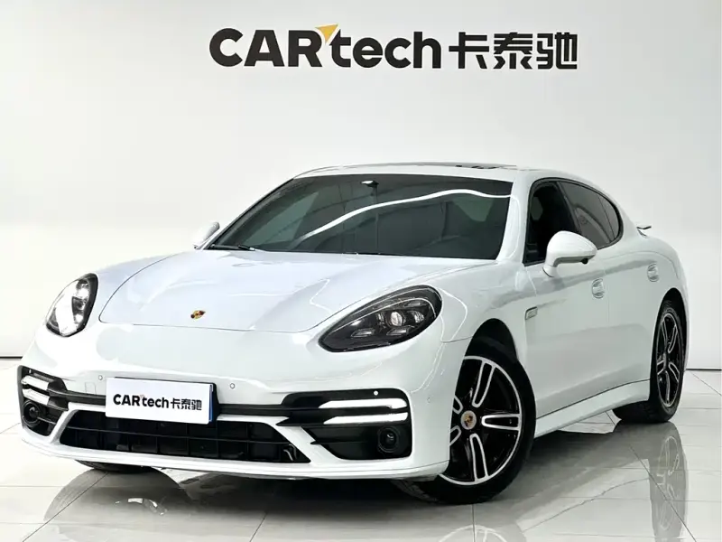 Porsche Panamera, 2013