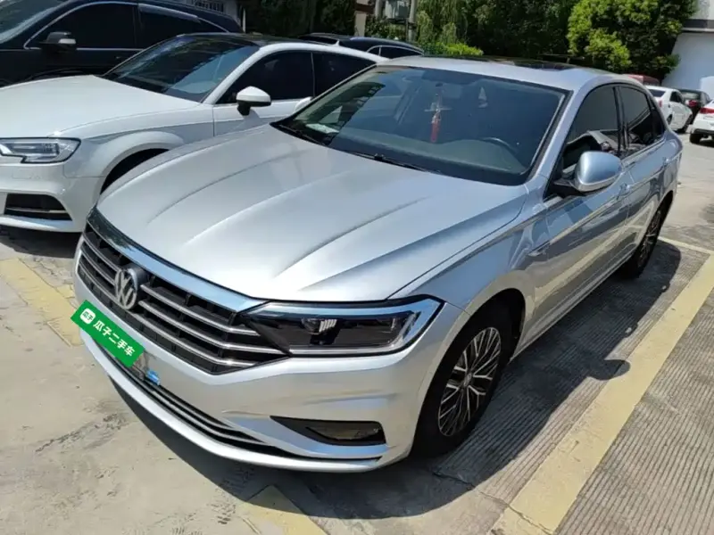 Volkswagen Sagitar, 2020