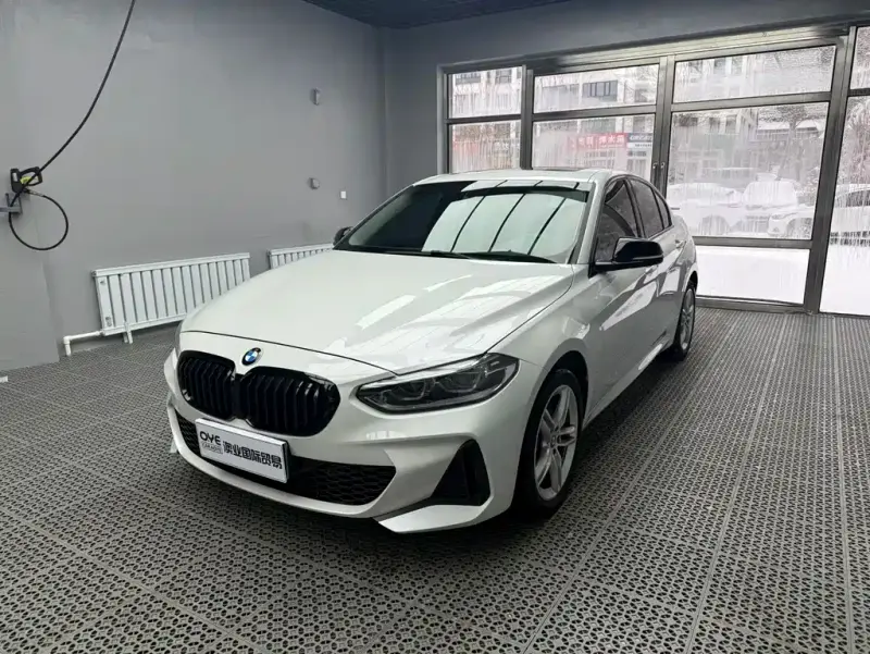 BMW 1 Series, 2021