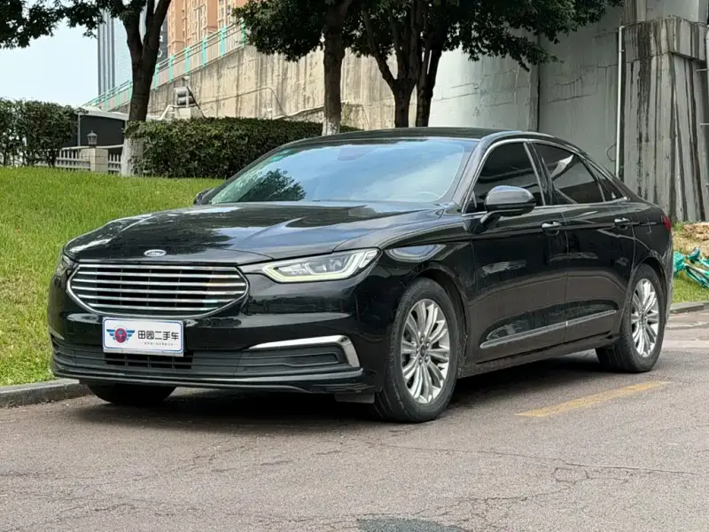 Ford Taurus, 2020