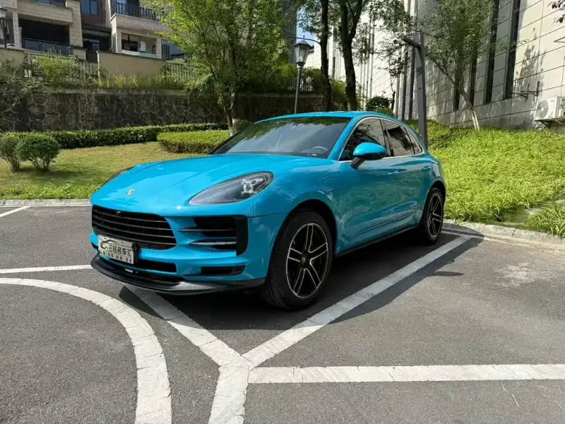 Porsche Macan, 2021