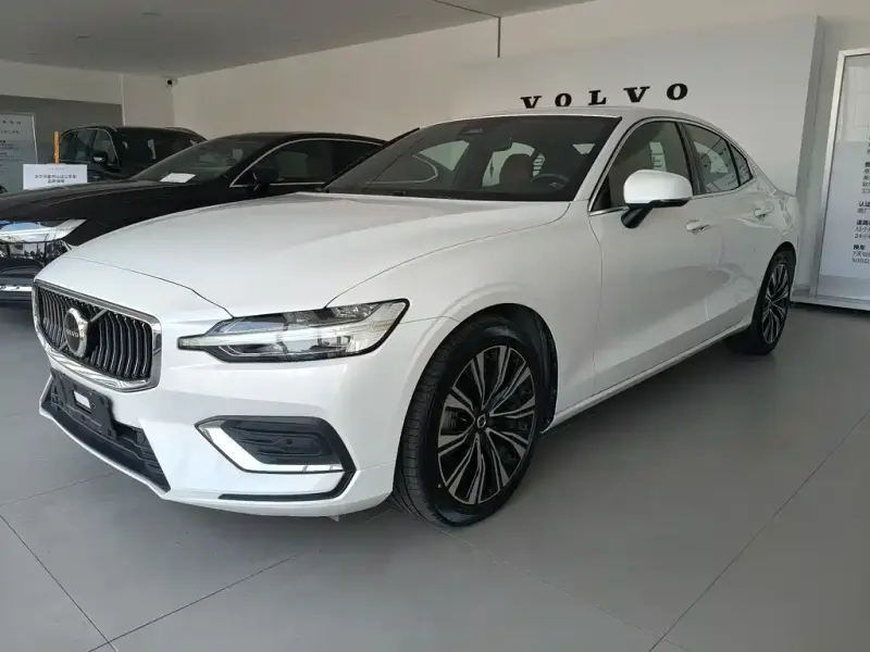 Volvo S60, 2024