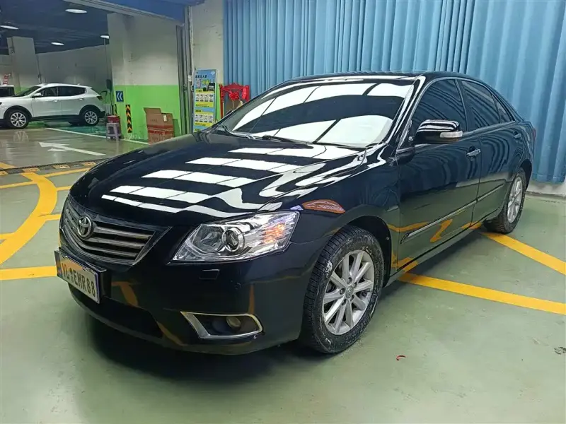 Toyota Camry, 2010