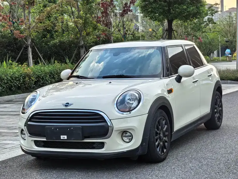 MINI Mini, 2018