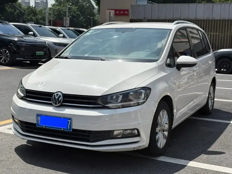 Volkswagen Touran, 2016