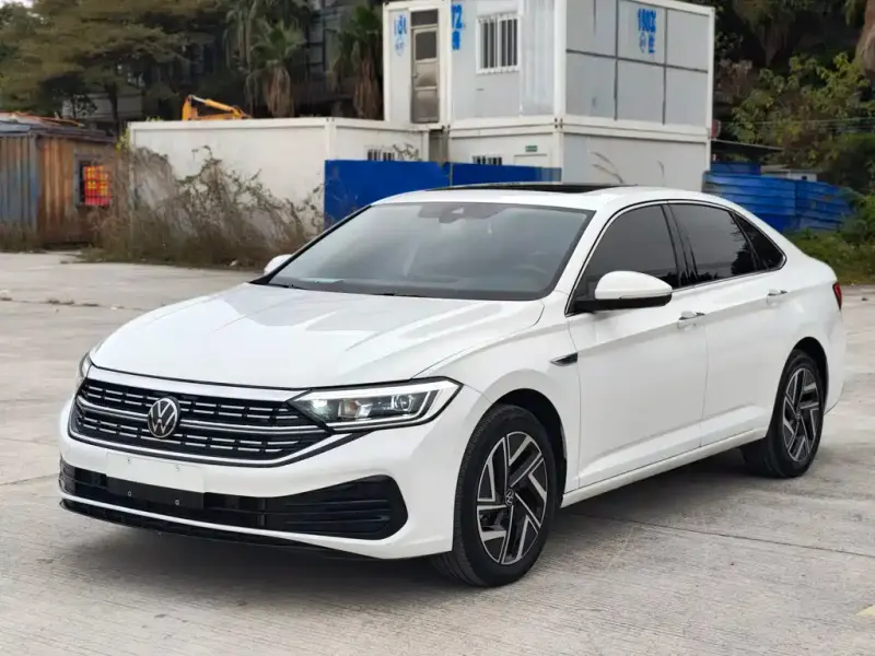 Volkswagen Sagitar, 2023