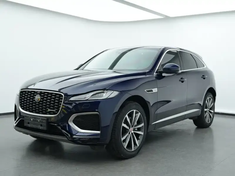 Jaguar F-PACE, 2022