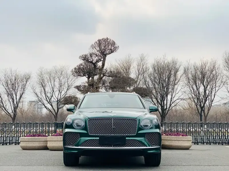 Bentley Bentayga, 2021
