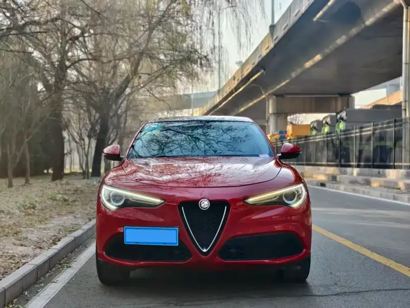 Alfa Romeo Stelvio, 2019