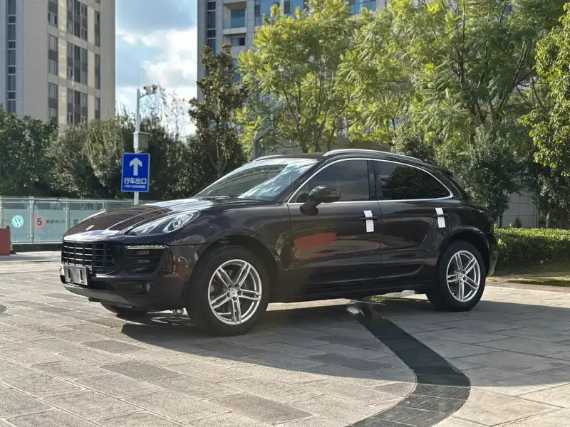 Porsche Macan, 2016