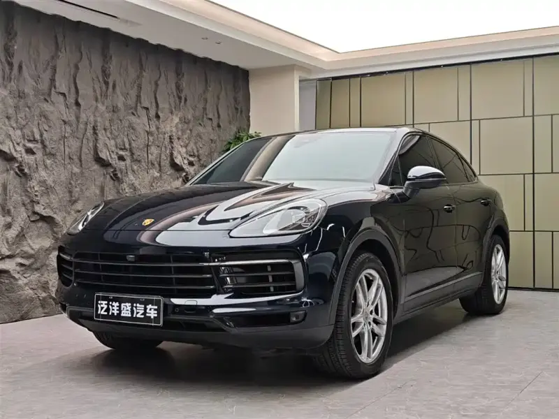 Porsche Cayenne, 2022