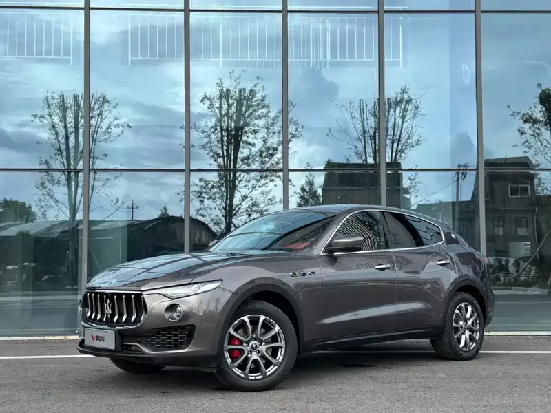 Maserati Levante, 2022