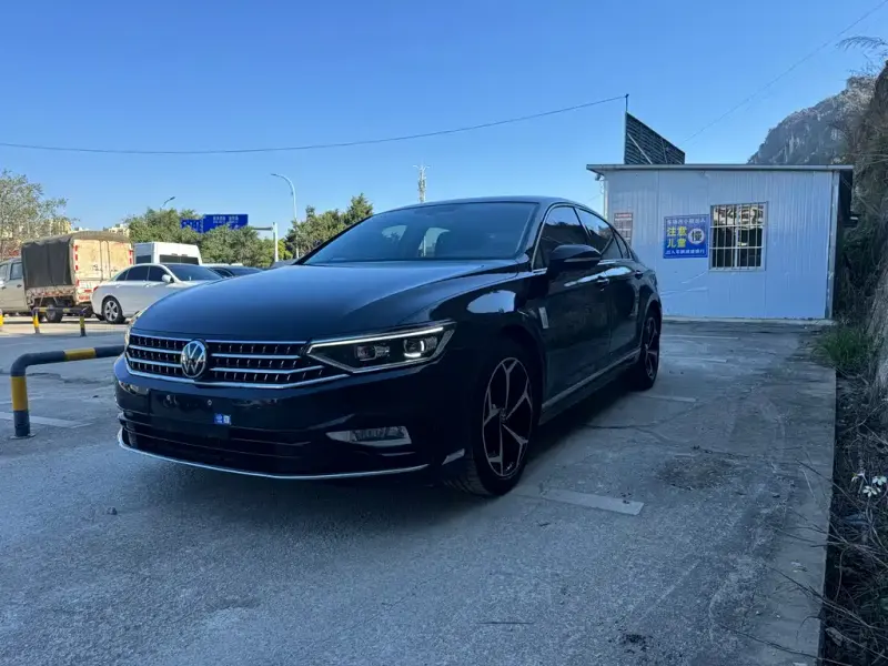 Volkswagen Magotan, 2023