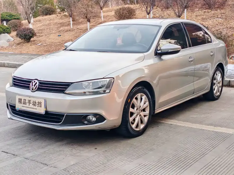 Volkswagen Sagitar, 2013