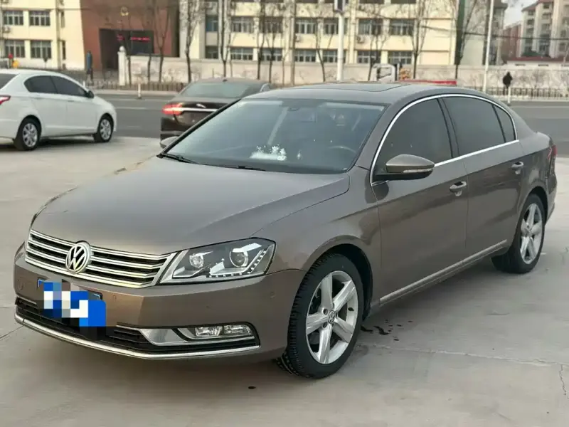 Volkswagen Magotan, 2015