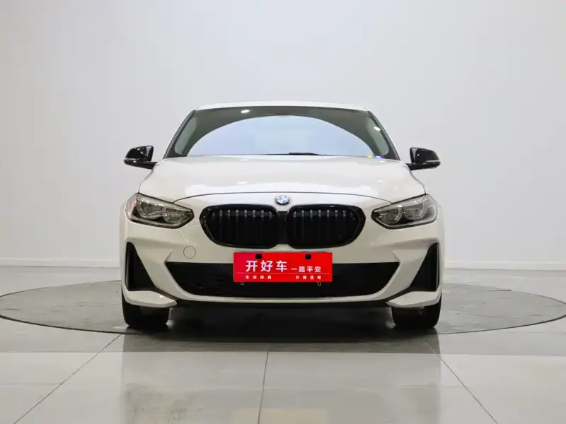 BMW 1 Series, 2023