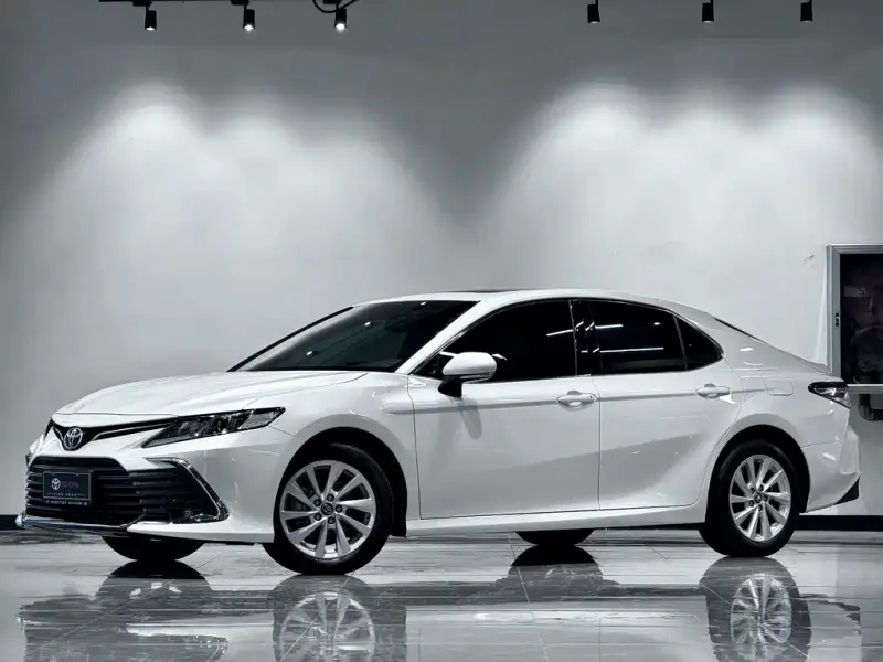 Toyota Camry, 2022