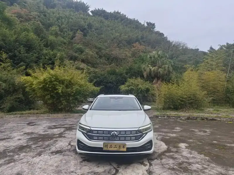 Volkswagen Sagitar, 2023