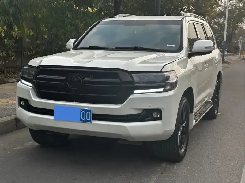 Toyota Land Cruiser, 2014