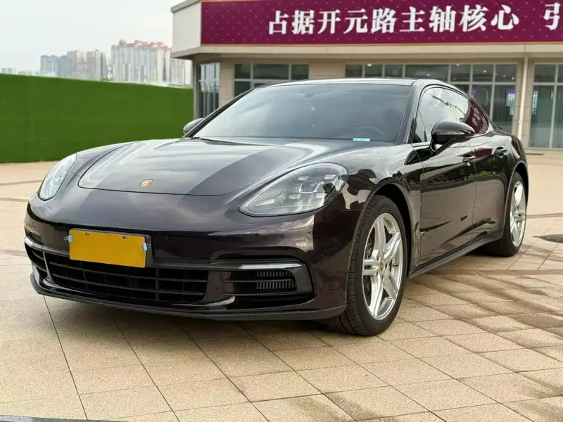 Porsche Panamera, 2020