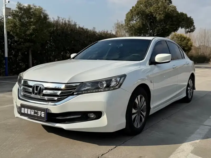 Honda Accord, 2015