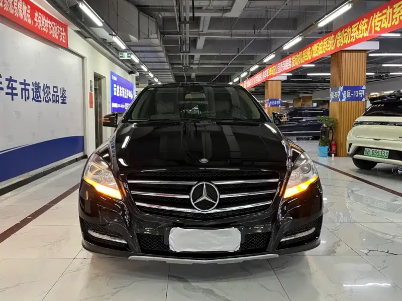 Mercedes-Benz R-Class, 2016