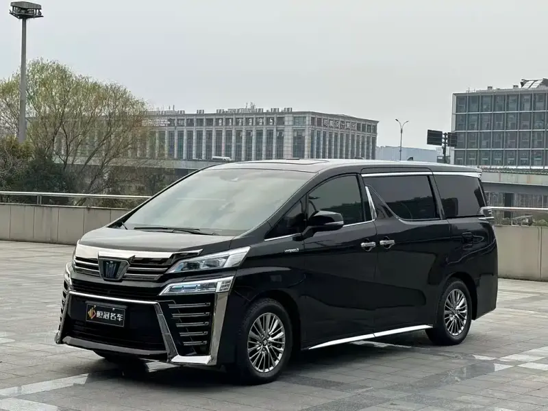 Toyota Vellfire, 2022
