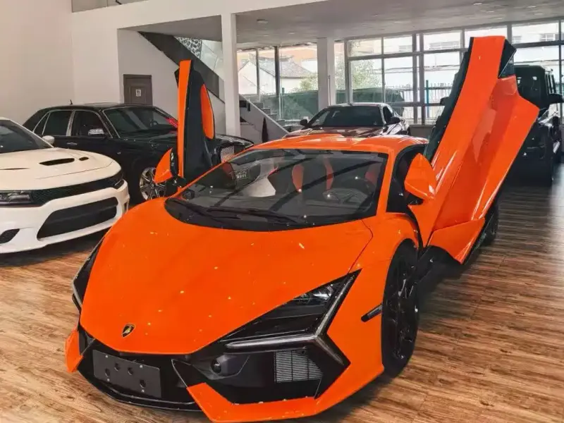 Lamborghini Revuelto, 2025