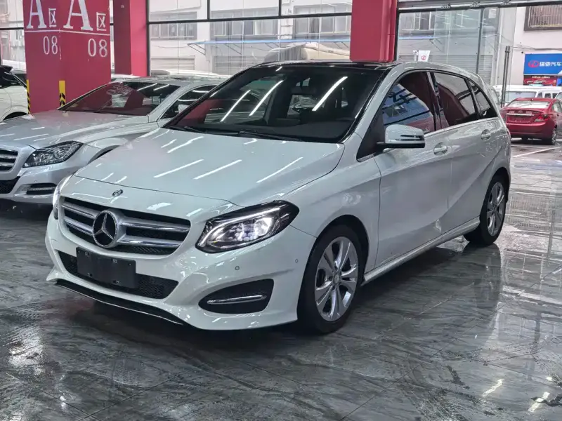 Mercedes-Benz B-Class, 2015