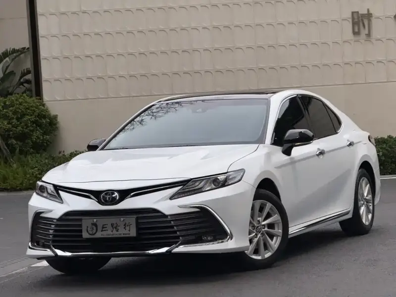 Toyota Camry, 2023