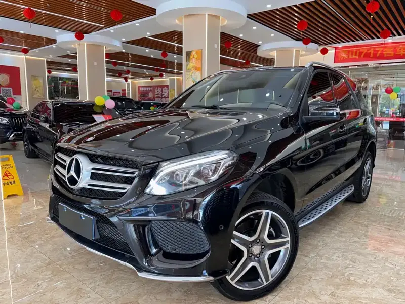 Mercedes-Benz GLE, 2016