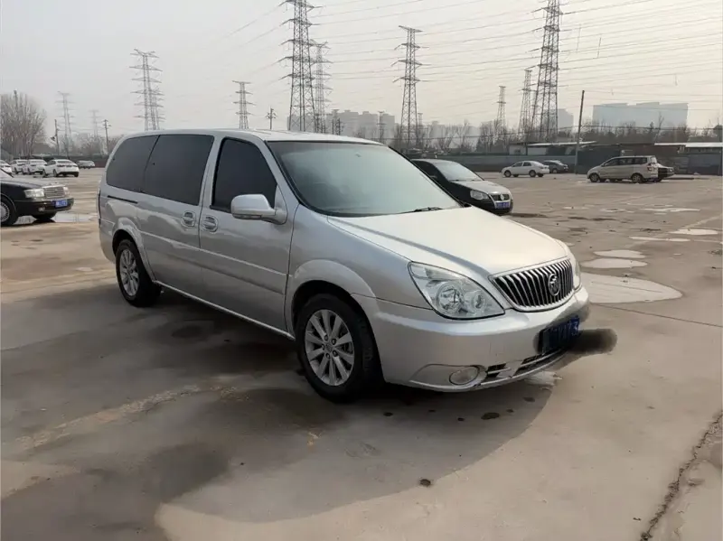 Buick GL8, 2015