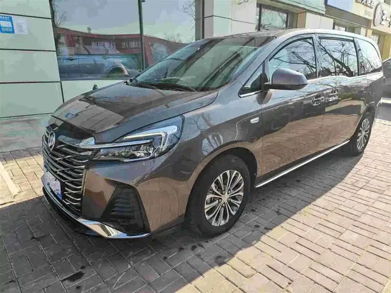 Buick GL8, 2022