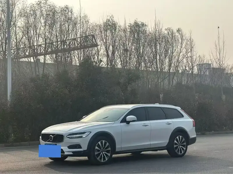 Volvo V90, 2021