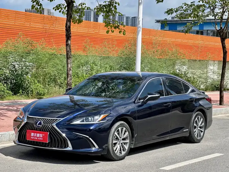 Lexus ES, 2018