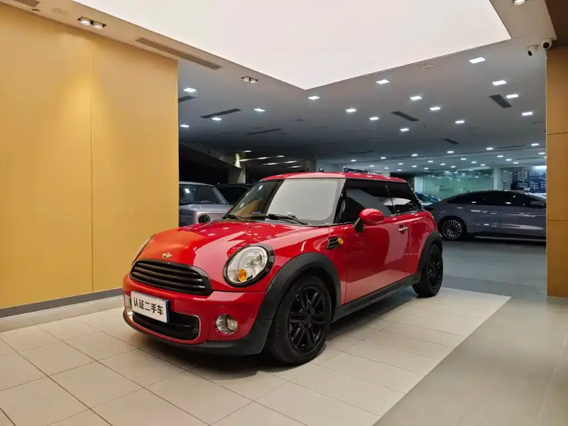 MINI Mini, 2014