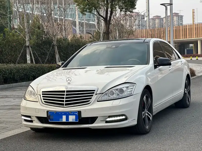 Mercedes-Benz S-Class, 2011