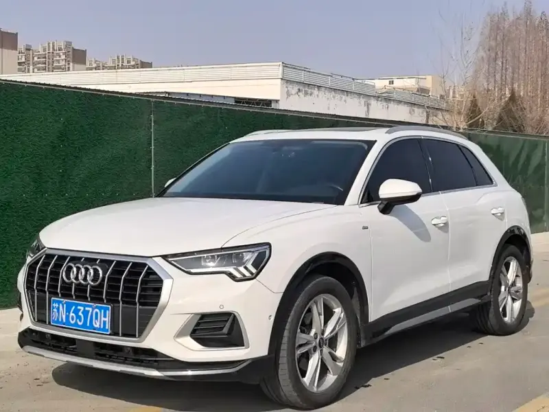 Audi Q3, 2022