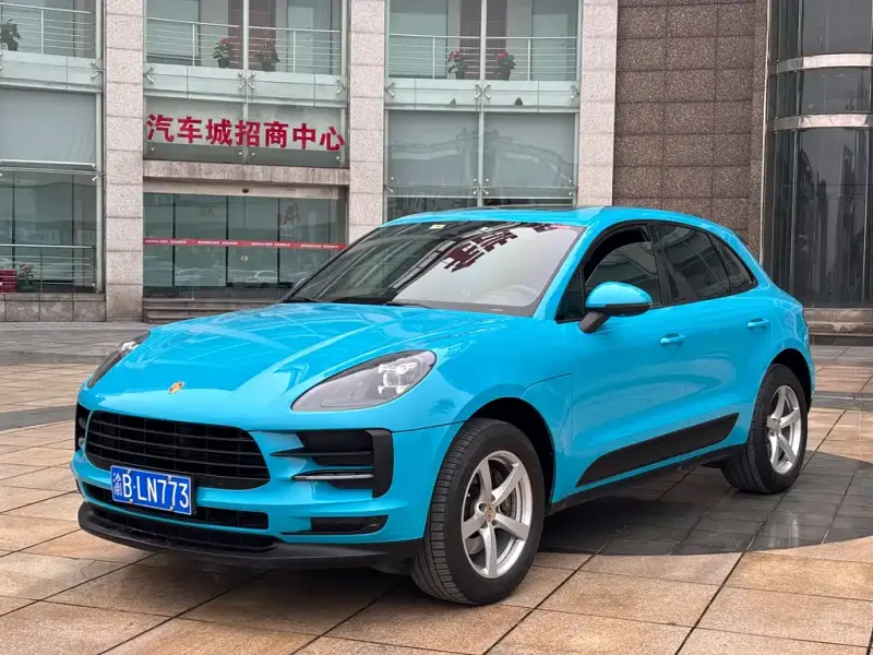 Porsche Macan, 2020