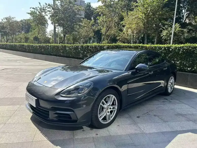 Porsche Panamera, 2020