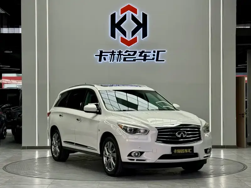 Infiniti JX, 2013