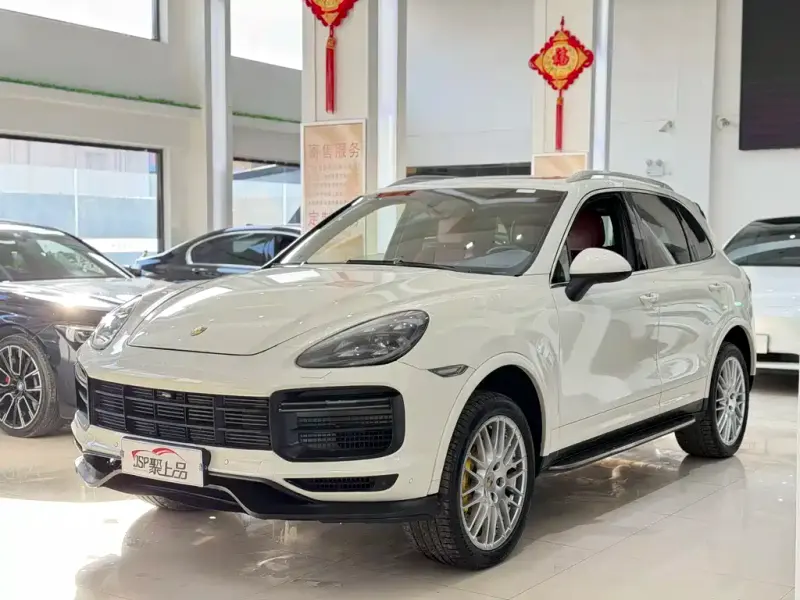 Porsche Cayenne, 2012