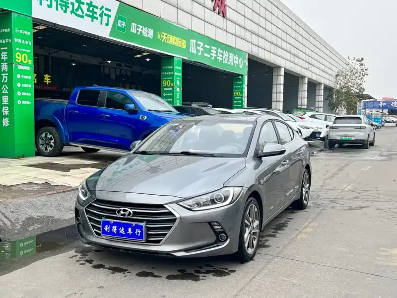 Hyundai Elantra, 2018