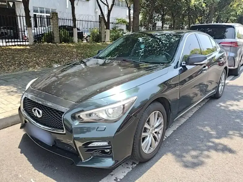 Infiniti Q50L, 2016