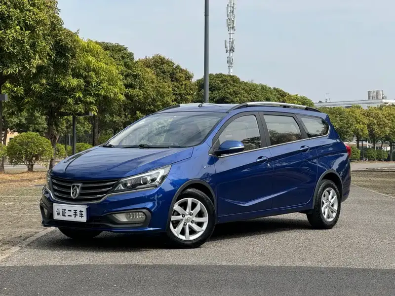 Baojun 310W, 2018
