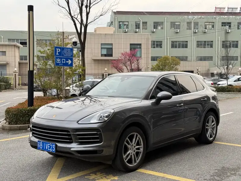 Porsche Cayenne, 2022