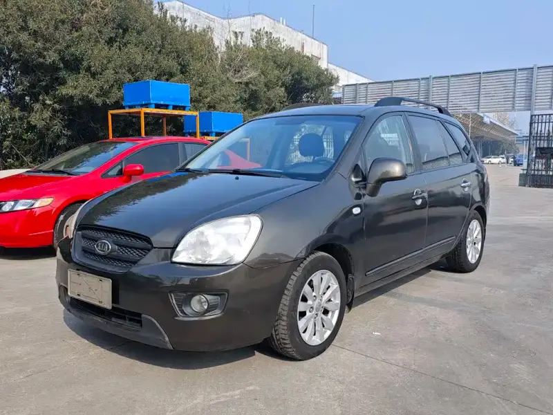 Kia Carens, 2010