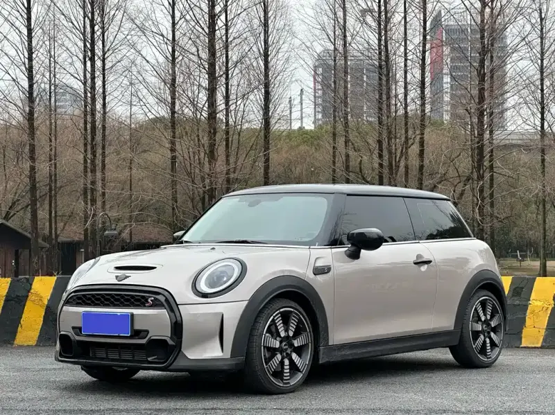 MINI Mini, 2021