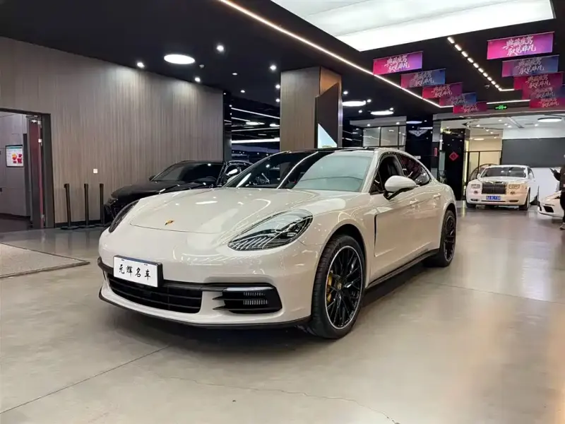 Porsche Panamera, 2020